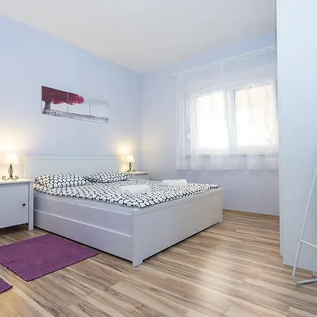 Apartment Perunika Zadar Buitenkant foto